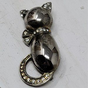 NLH Vintage Cat Brooch Pin Rhinestone Goldtone